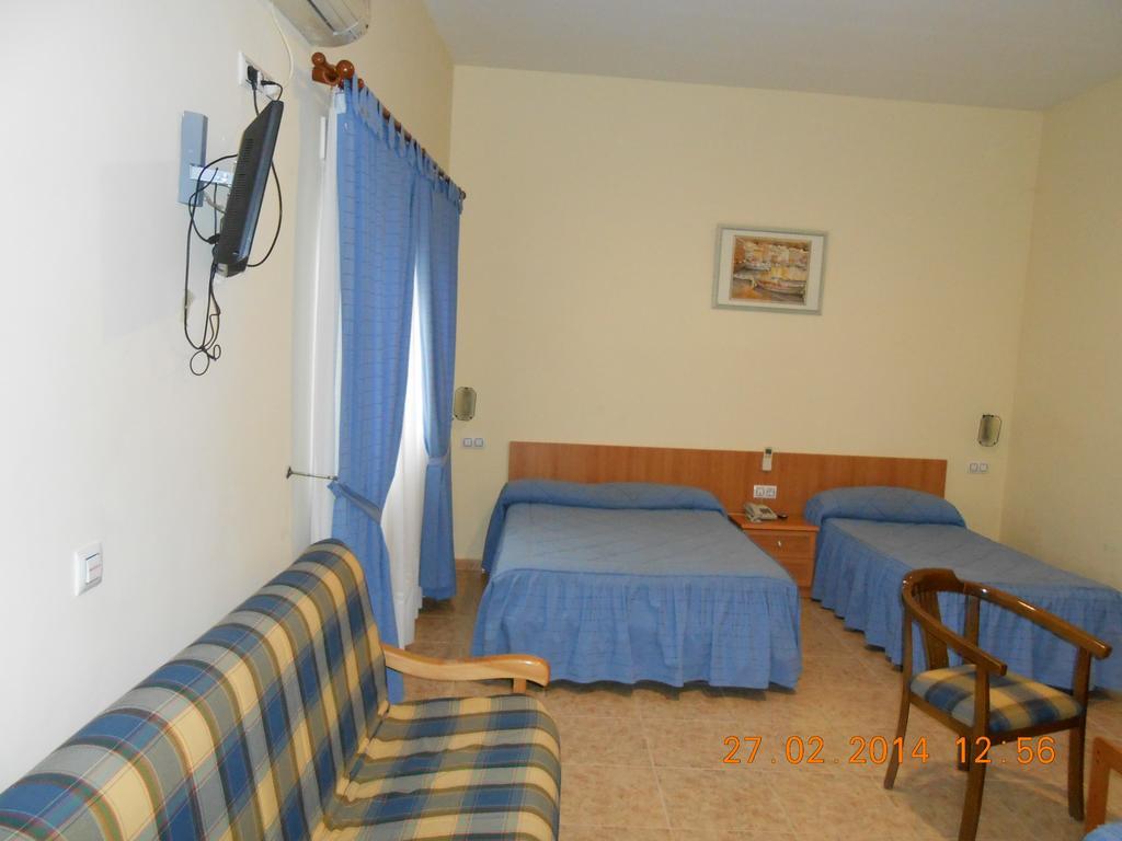 Hotel Los Hermanos Ocaña Zewnętrze zdjęcie