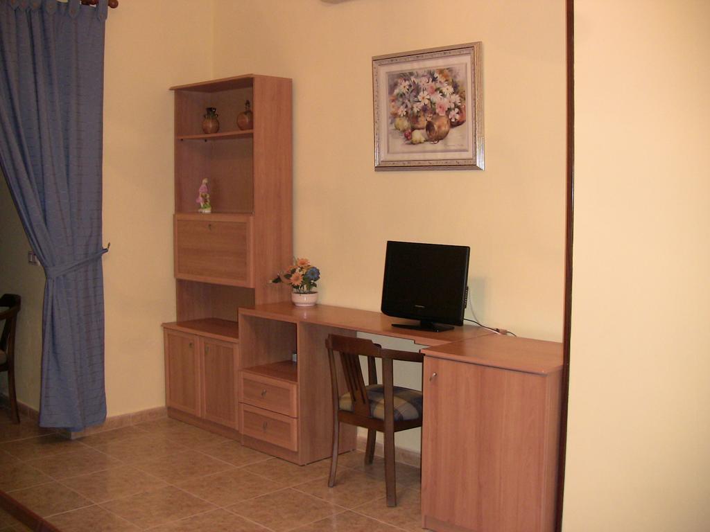 Hotel Los Hermanos Ocaña Zewnętrze zdjęcie