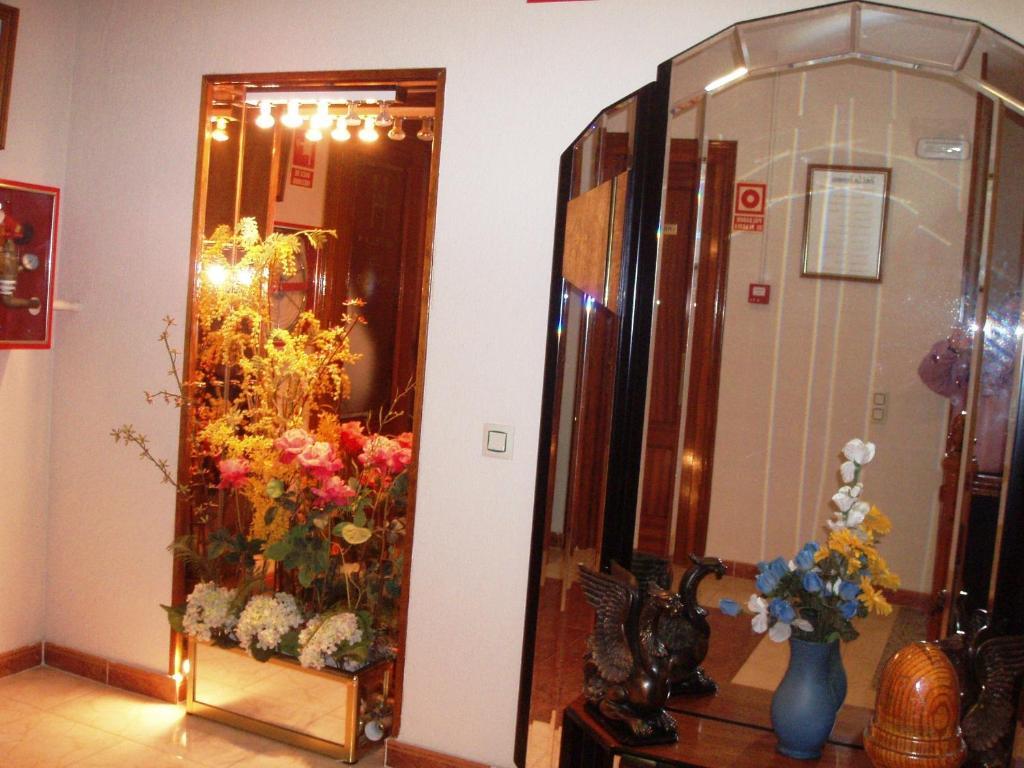 Hotel Los Hermanos Ocaña Zewnętrze zdjęcie